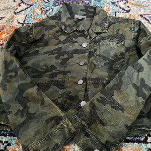 DL 1961 Ladies distressed/ faded look jacket